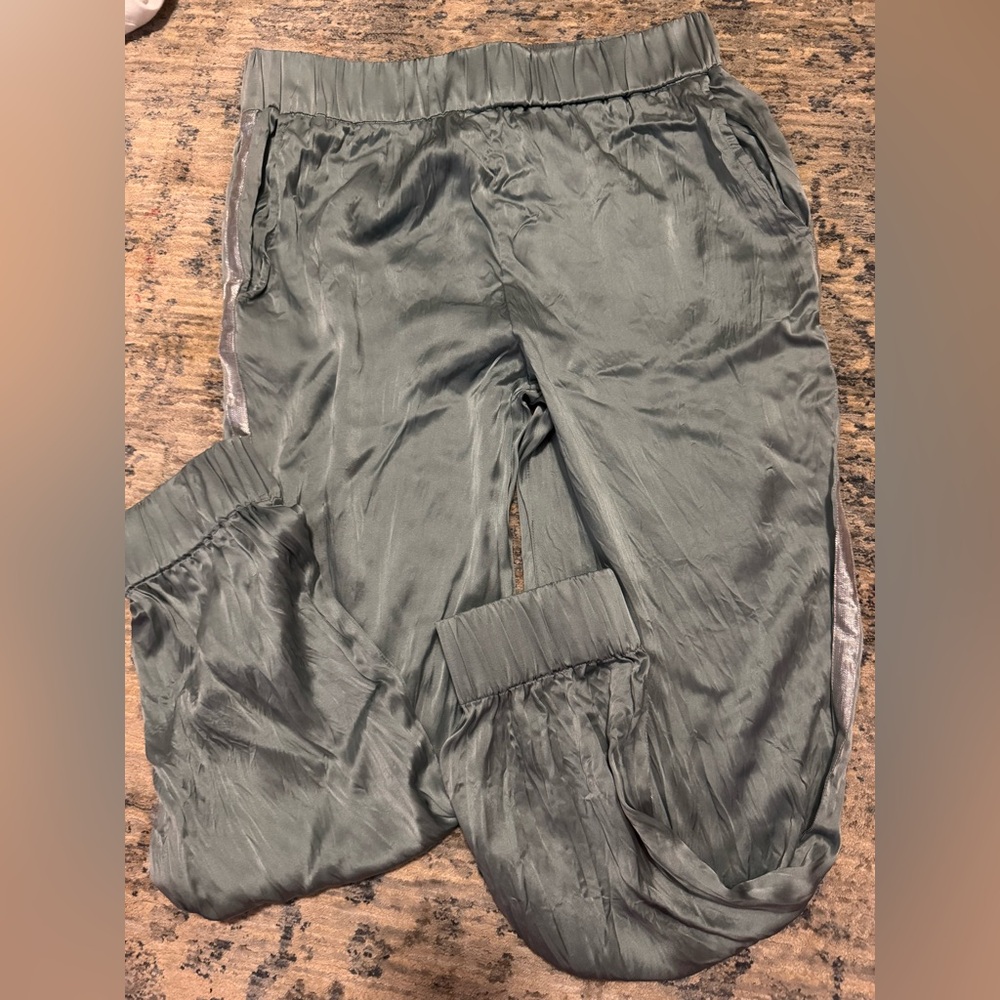 Shug 100% silk jogger pant